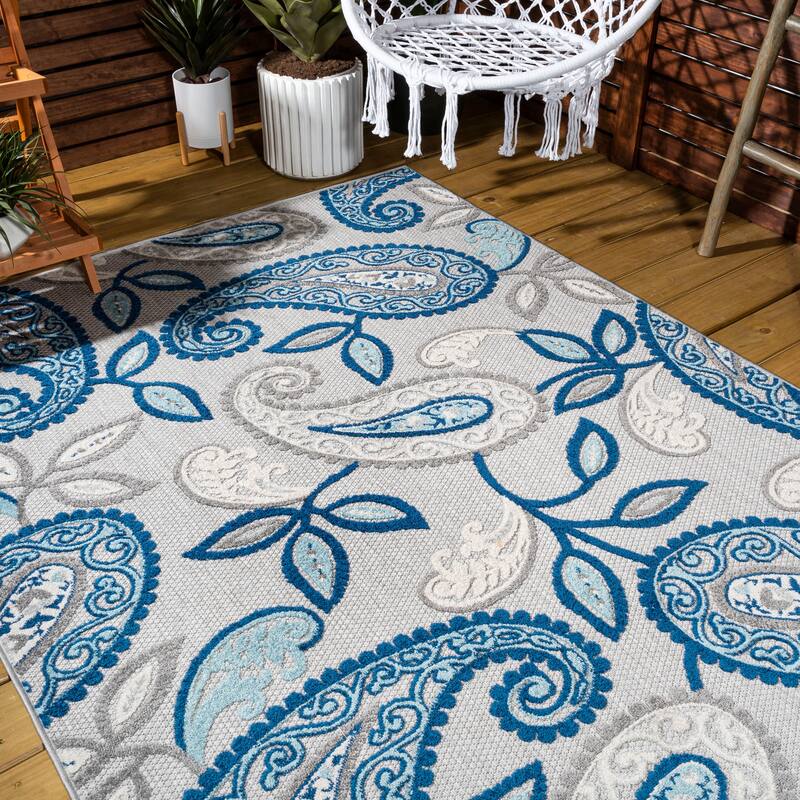 JONATHAN Y Gordes Paisley High-Low Indoor/Outdoor Area Rug