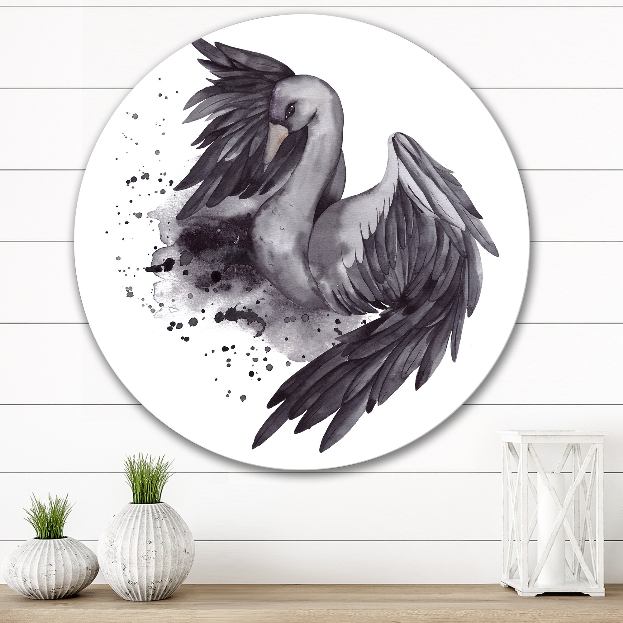 Designart 'Black Swan With Open Wings II' Traditional Metal Circle