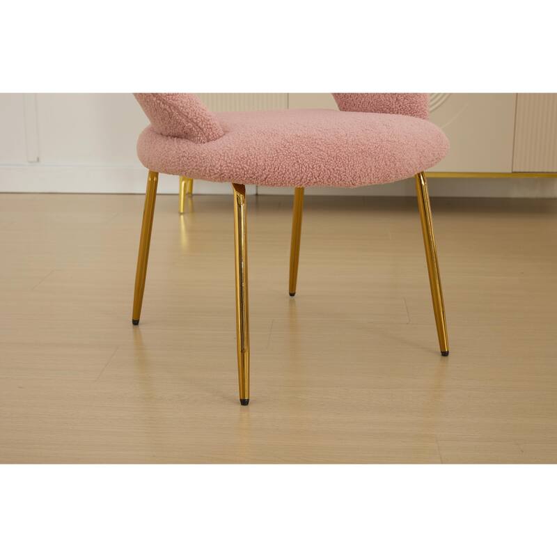 Set of 1 Velvet Dining Chair with Curved Backrest and Gold Metal Legs