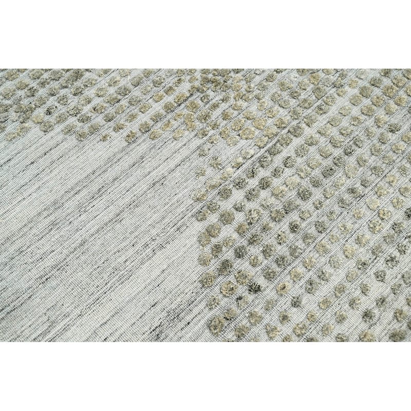 Hand Knotted Textured Gray Moss Tibetan Wool Modern Oriental Area Rug - 3' 11'' x 6'