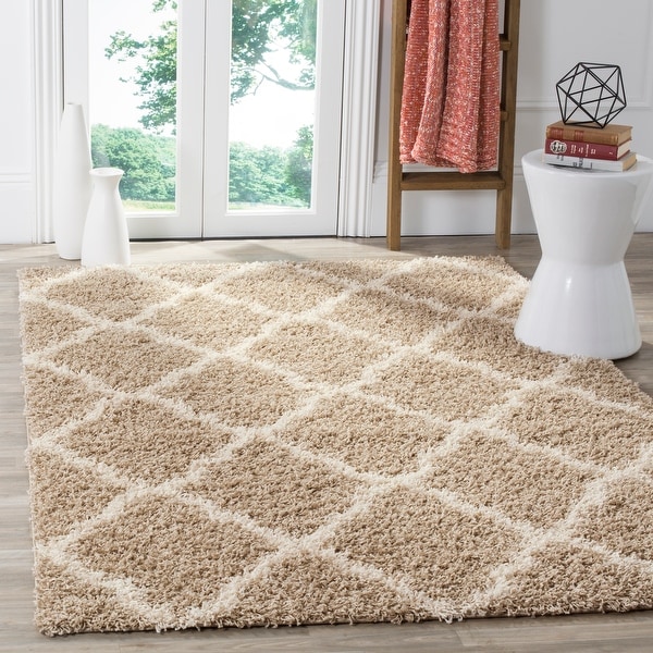 SAFAVIEH Dallas Shag Giusy Trellis 1.5-inch Thick Rug. Opens flyout.