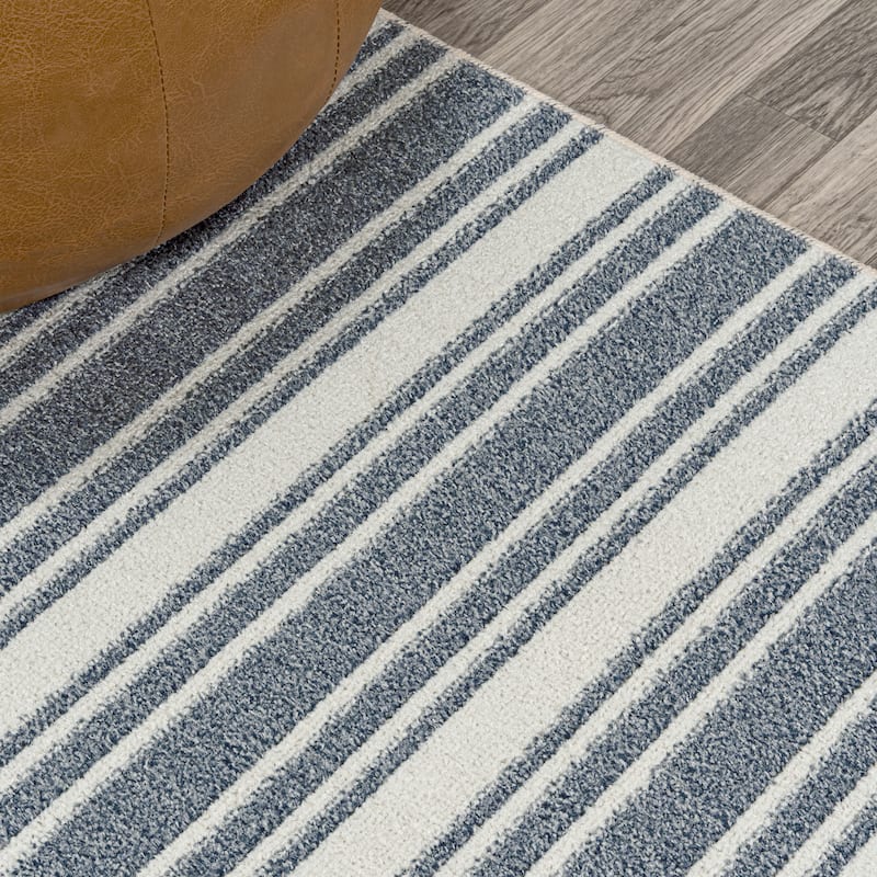 JONATHAN Y Maze Two-Tone Striped Classic Low-Pile Machine-Washable Cream/Light Gray Area Rug