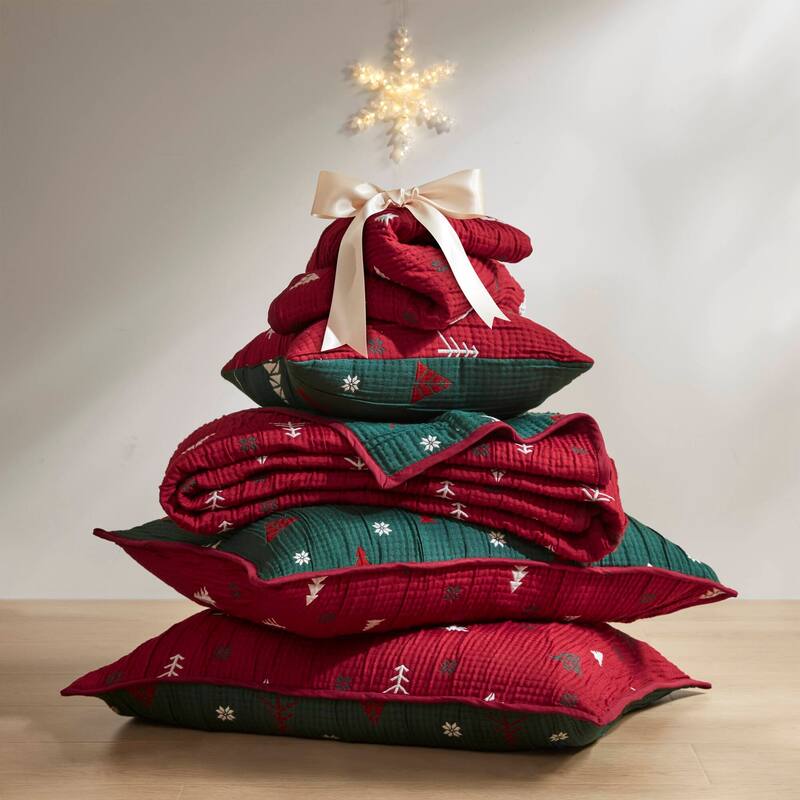 Madison Park Winter Throw Set