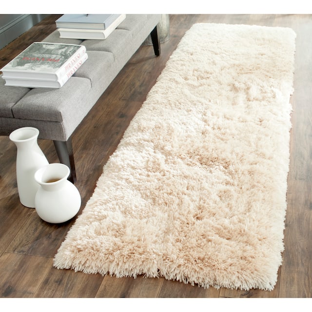 SAFAVIEH Handmade Arctic Shag Guenevere 3-inch Extra Thick Rug - 2'3" x 8' Runner - Light Beige
