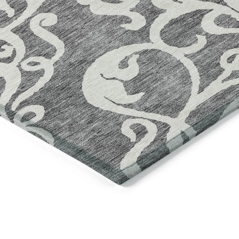 Machine Washable Indoor/ Outdoor Damask Glam Chantille Rug