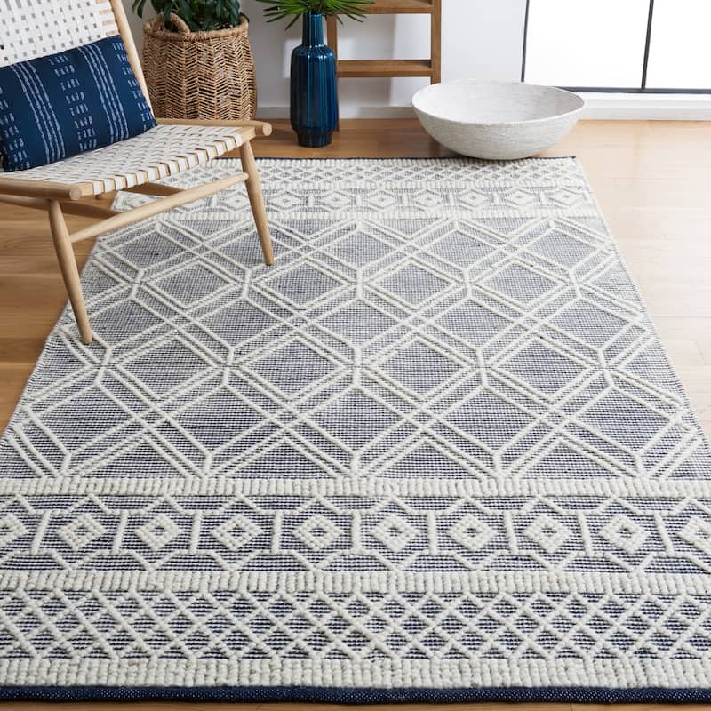 SAFAVIEH Handmade Natura Solborg Boho Wool Rug - 8' x 10' - Ivory/Navy