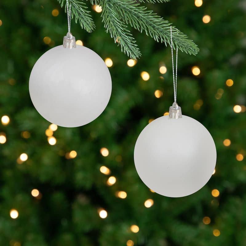16ct Winter White Shatterproof 4-Finish Christmas Ball Ornaments 3"