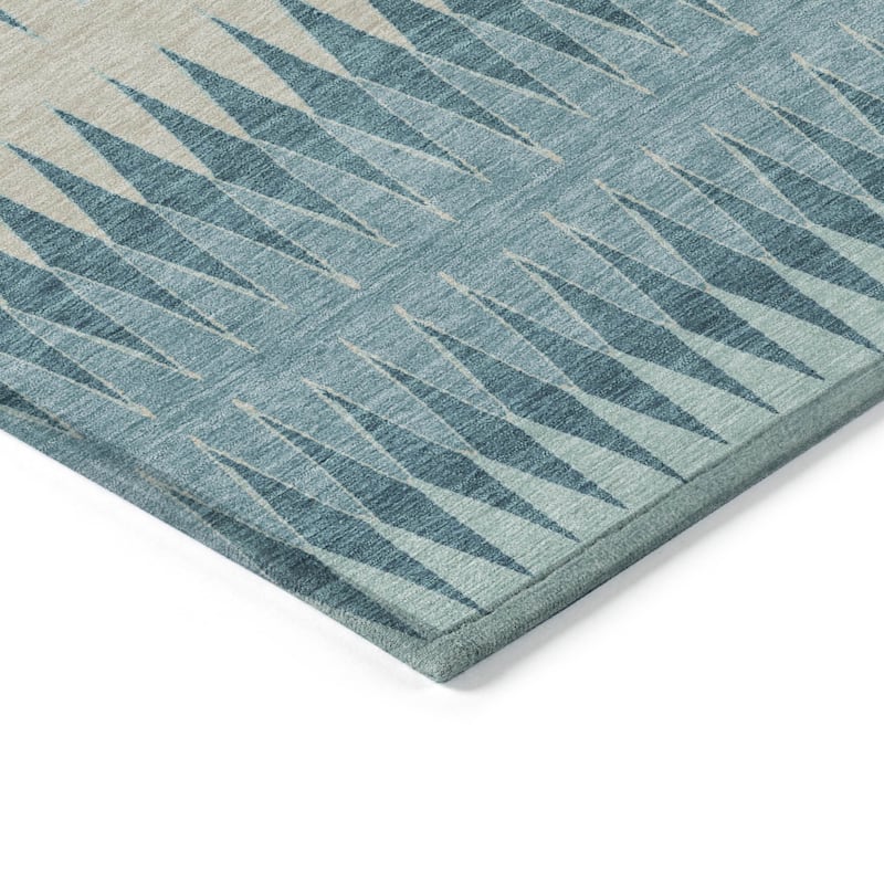 HomeRoots Striped Transitional Rectangle Outdoor Rug