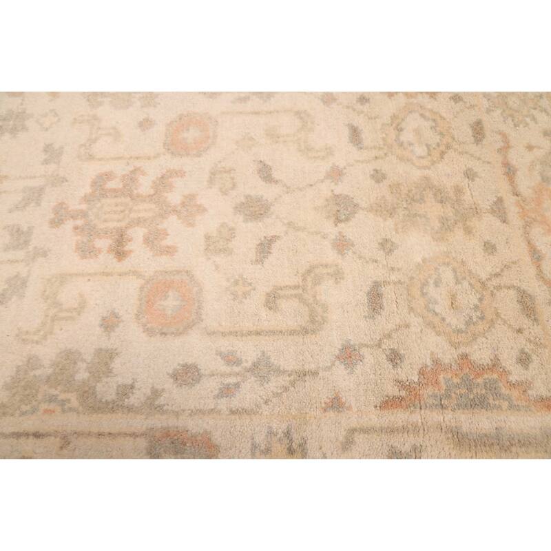 ECARPETGALLERY Hand-knotted Royal Oushak Ivory Wool Rug - 2'7 x 9'11