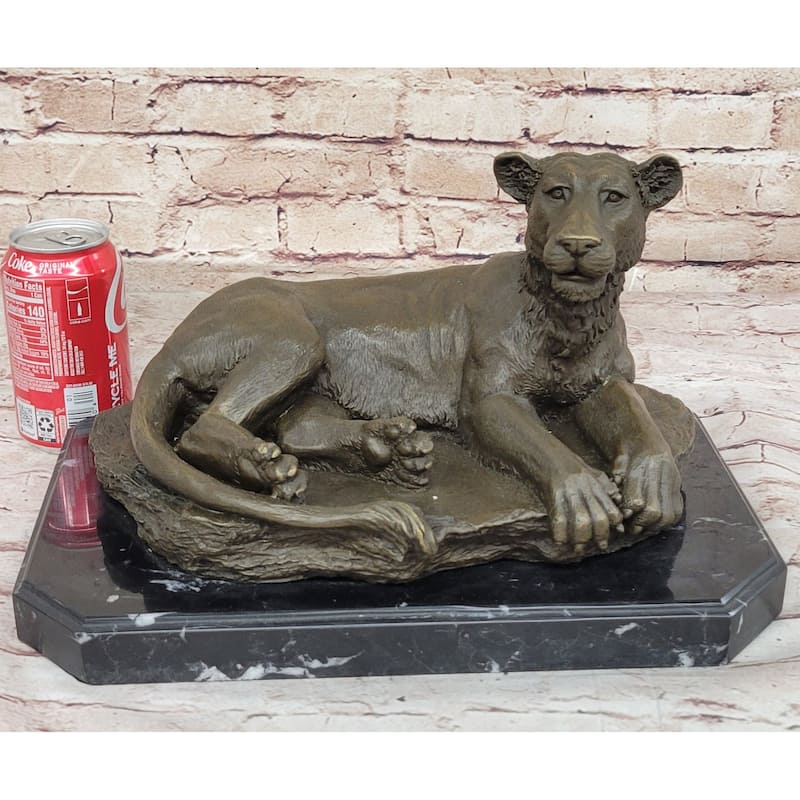 Art Deco Large Female African Wildlife Imitative Lion Bronze Sculpture Marble Statue Decor