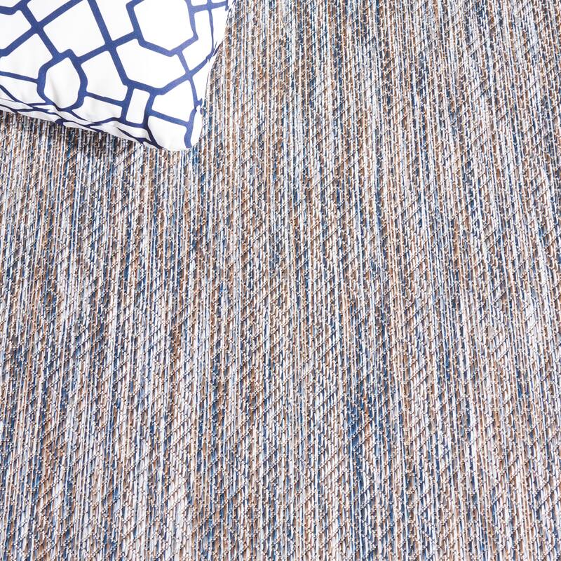 SAFAVIEH Courtyard Janyce Indoor/ Outdoor Waterproof Patio Backyard Rug