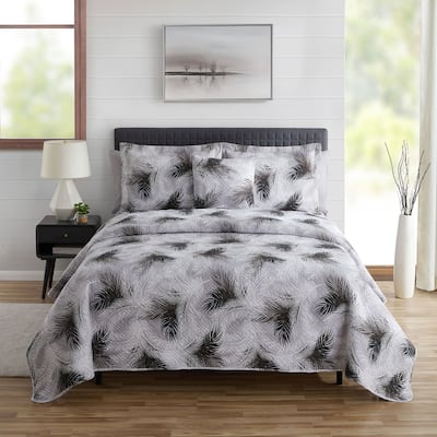 Empyrean Bedspread Coverlet Set - Summer Quilt with Fitted Sheet and Pillow Shams - All Season Printed Bedding Set