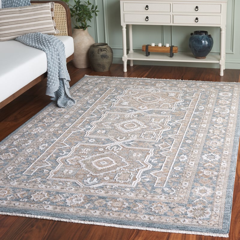 SAFAVIEH Finley Leoncia Traditional Oriental Rug - Blue/Beige - 5'3" x 7'6"