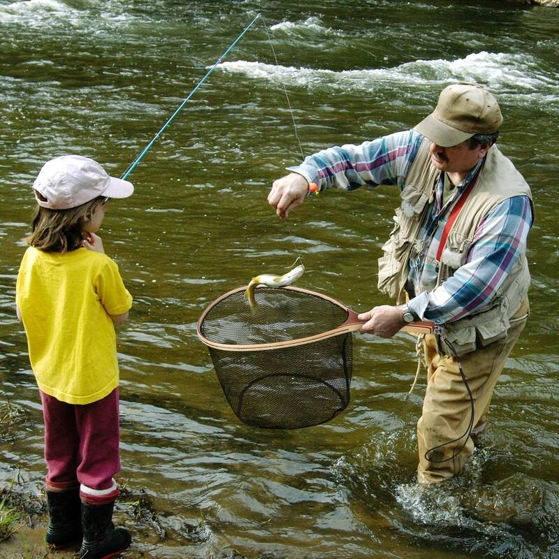 Fly Fishing Net, Trout Net, Wooden Frame Fly Fishing Landing Net with Soft Rubber Mesh