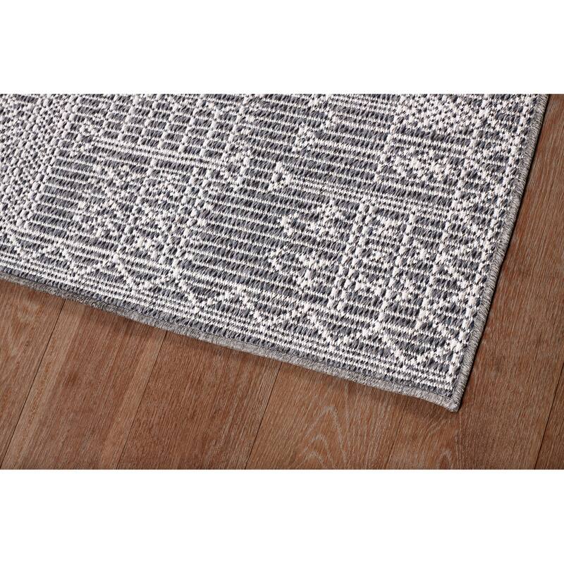 Terra by Obeetee Pavilion Medallion Rug
