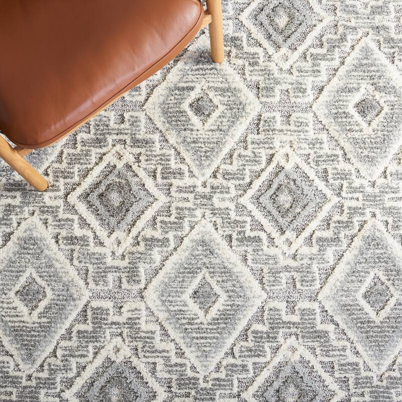 Martha Stewart by SAFAVIEH Lucia Shag Nastya Rug