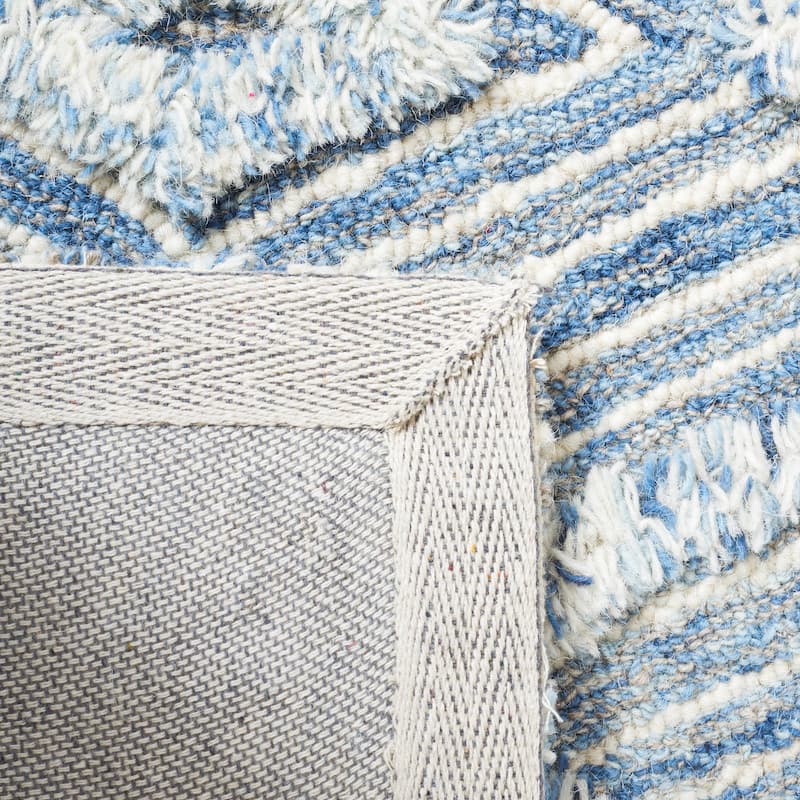 SAFAVIEH Handmade Kenya Abigaelle Moroccan Boho Wool Rug