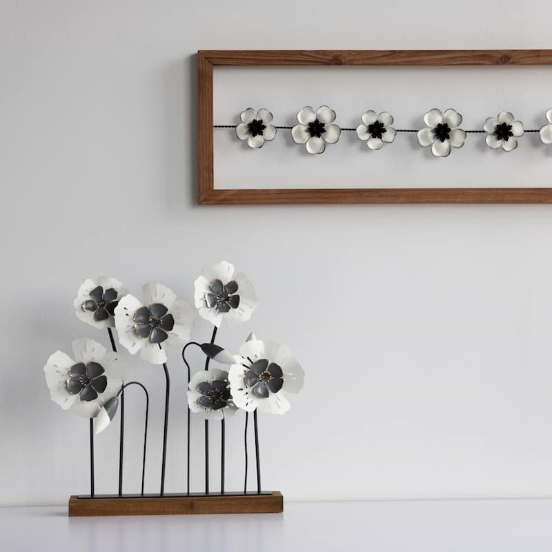 Foreside Home & Garden 38 x 12 inch Rustic White Flower On A Wire Wood And Metal Wall Décor