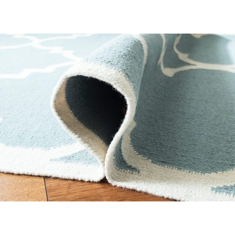 SAFAVIEH Handmade Flatweave Dhurries Jinan Modern Moroccan Wool Rug