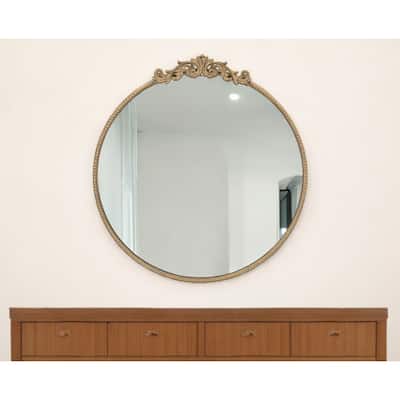 HomeRoots 32" Gold Crowned Top Iron Framed Accent Mirror - 30' X '32' X '1.5