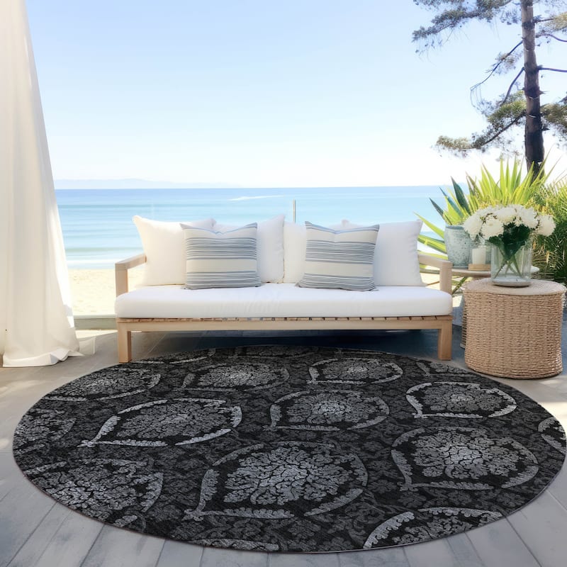 Machine Washable Indoor/ Outdoor Chantille Traditional Damask Rug - Gray - 8' x 8'