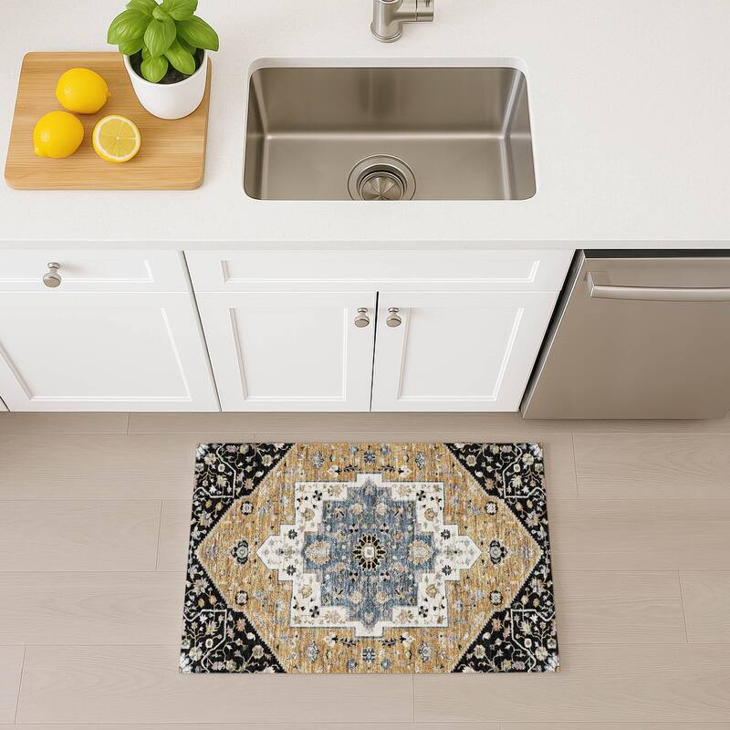 Machine Washable Indoor/ Outdoor Traditional Kolkata Chantille Rug