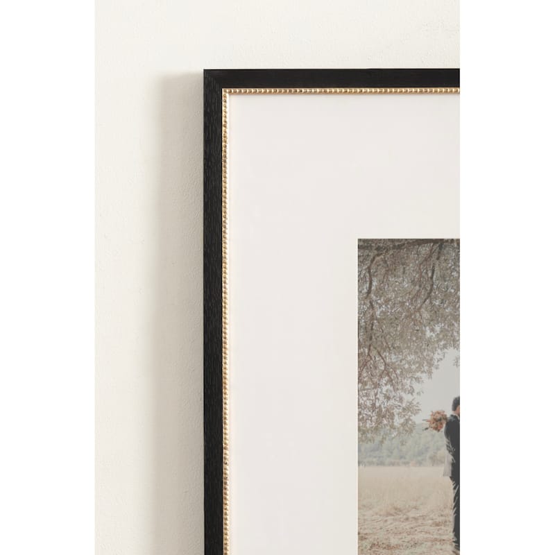 Kate and Laurel Wilbanks Picture Frame Set