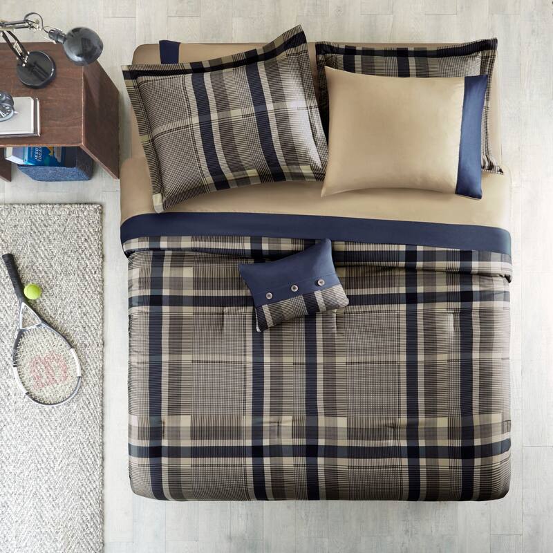 Intelligent Design Roger Plaid Comforter Set with Bed Sheets