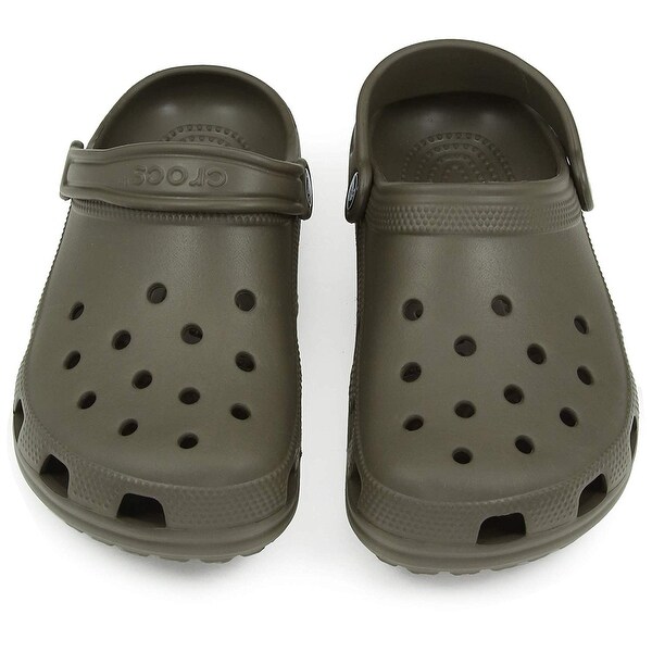 closed toe crocs