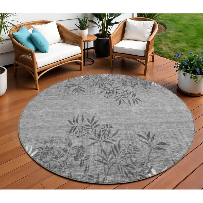 HomeRoots Floral Transitional Rectangle Outdoor Rug - 8' Round