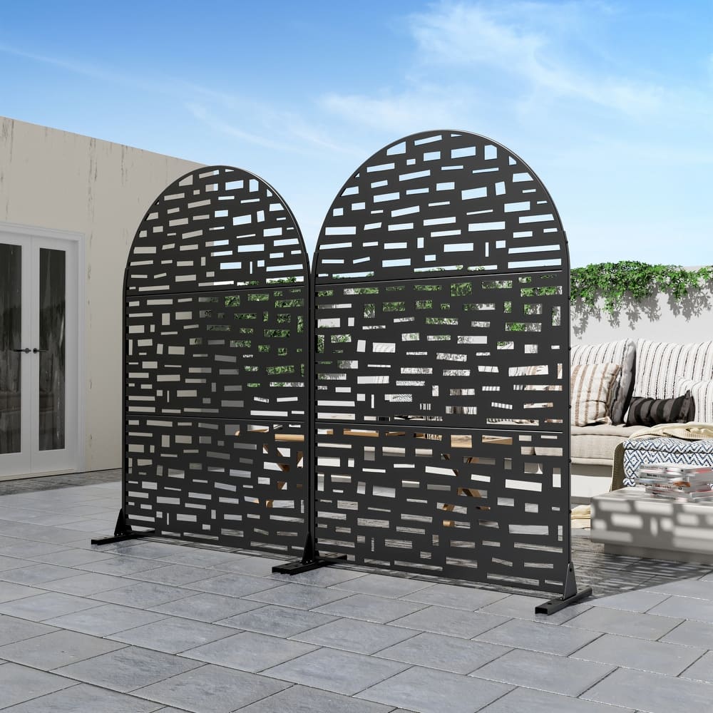 Dovelina 6ft.Outdoor Freestanding Metal Privacy Screen Decorative Garden Fence - 72"x47"