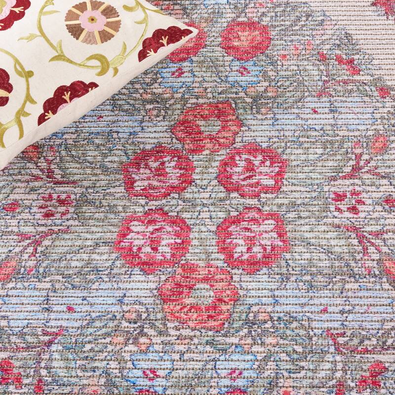 SAFAVIEH Besarabian Machine Washable Sistina French Country Rug