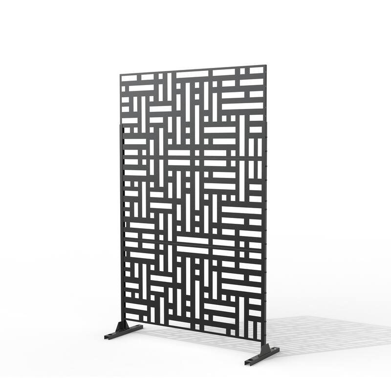 Outdoor Free Standing Metal Privacy Screen