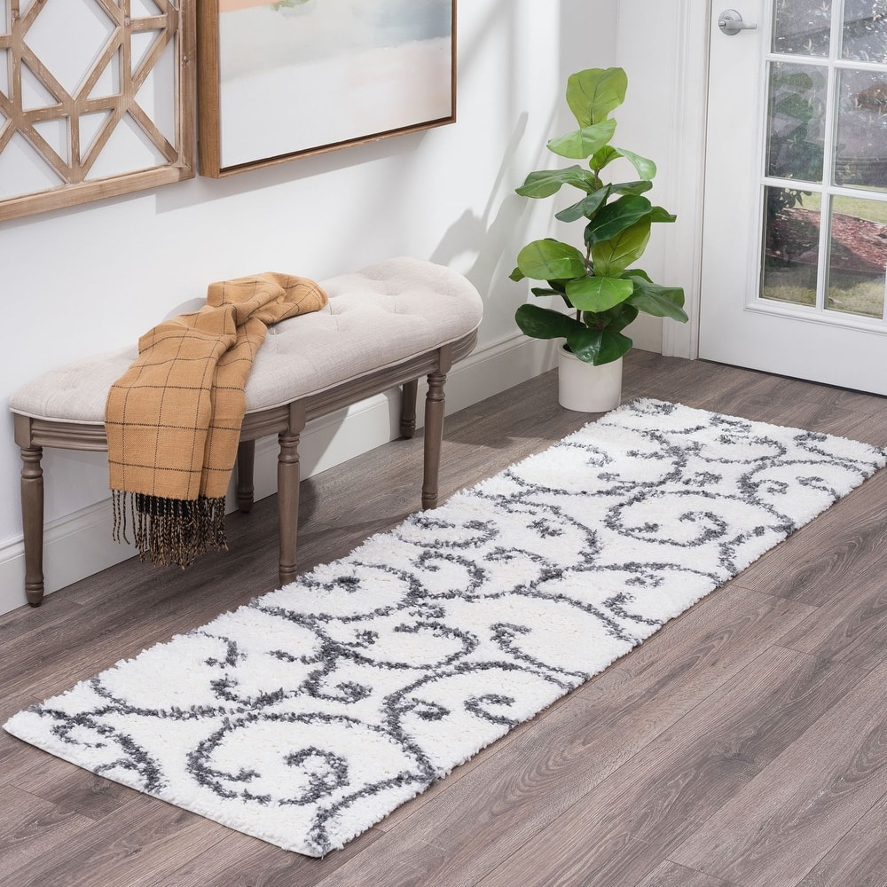 Sohni Shag Farmhouse Floral Indoor Area Rug