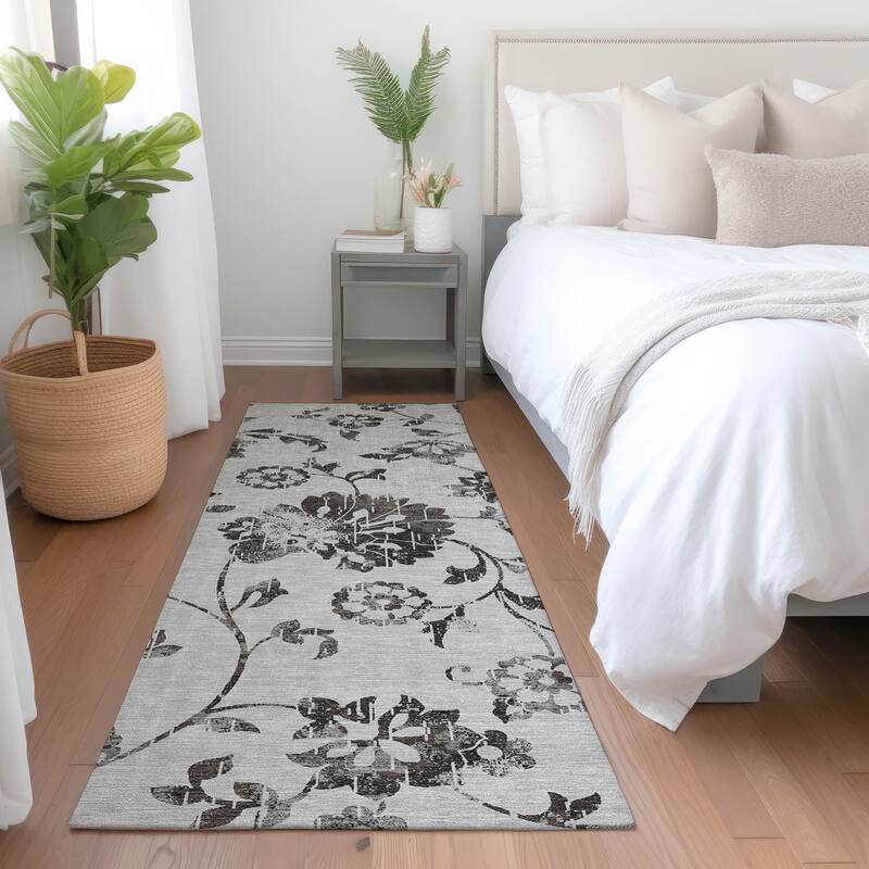 Machine Washable Indoor/ Outdoor Chantille Modern Floral Rug