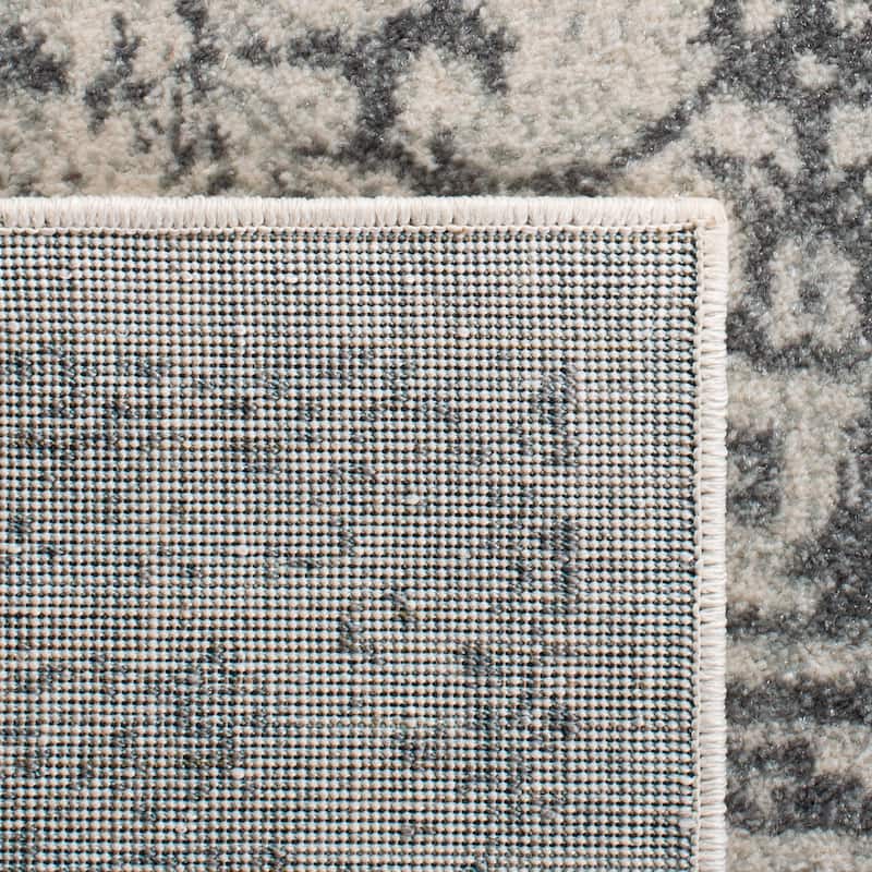 SAFAVIEH Evoke Quinn Vintage Distressed Rug