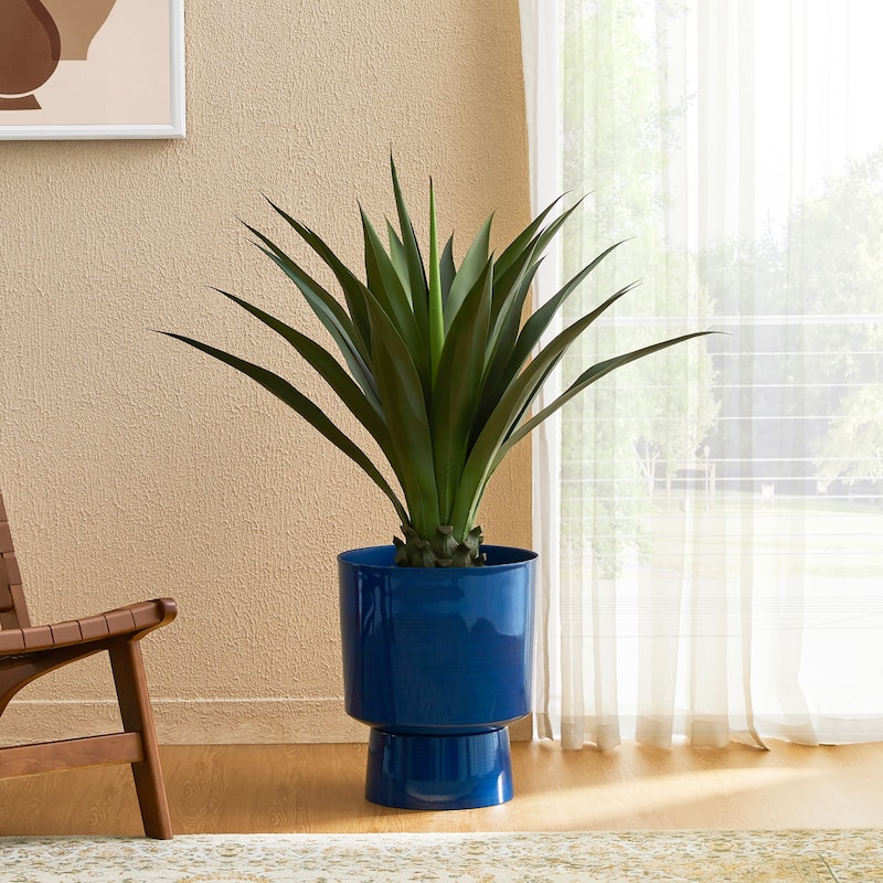 Glitzhome 16.75"H Set of 2 Cobalt Blue Faux Ceramic Urn Plastic Planter with Screw in Base