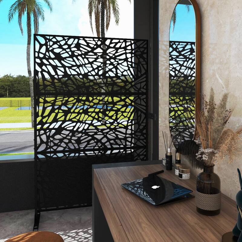 Black Metal Free Standing Outdoor Privacy Screen for Patio Garden