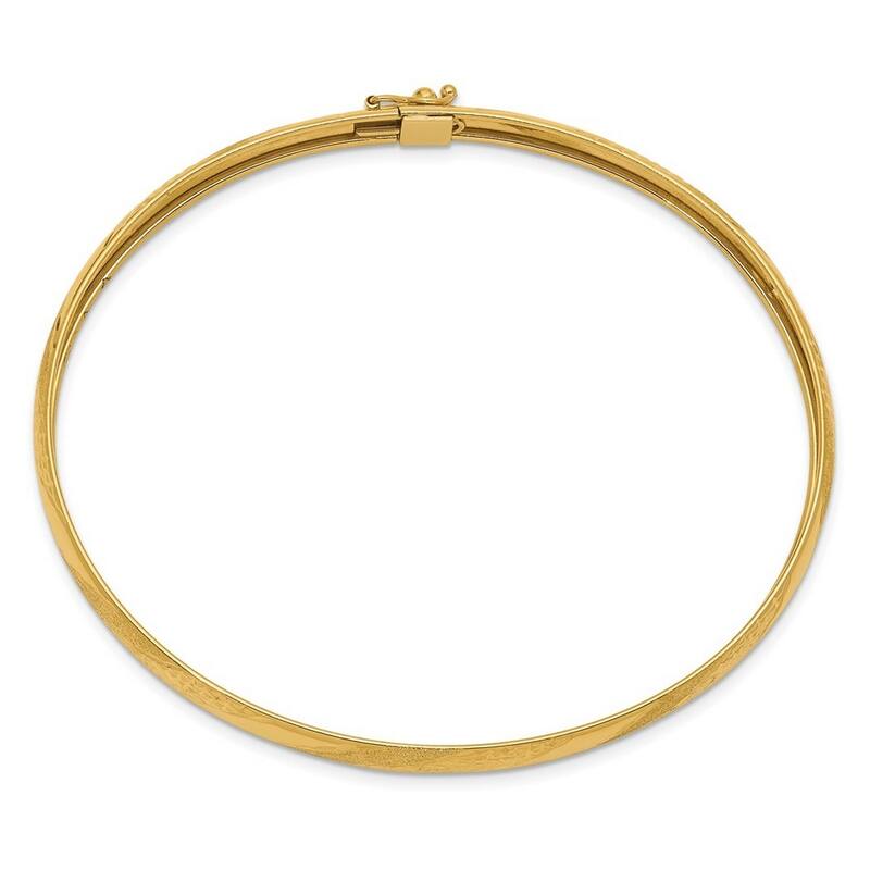 Curata 14k Twisted Sparkle-Cut Flexible Bangle Bracelet