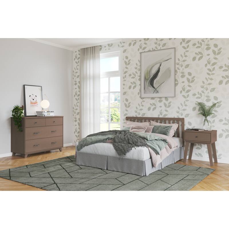 Soho 3 Drawer Dresser with Dressing Kit