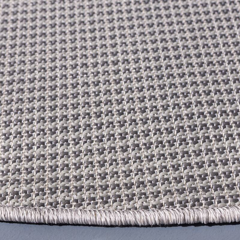 Martha Stewart by SAFAVIEH Silvestra Indoor/ Outdoor Rug