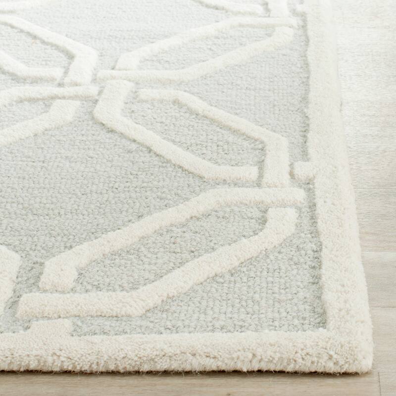 SAFAVIEH Handmade Cambridge Nhung Modern Moroccan Wool Rug
