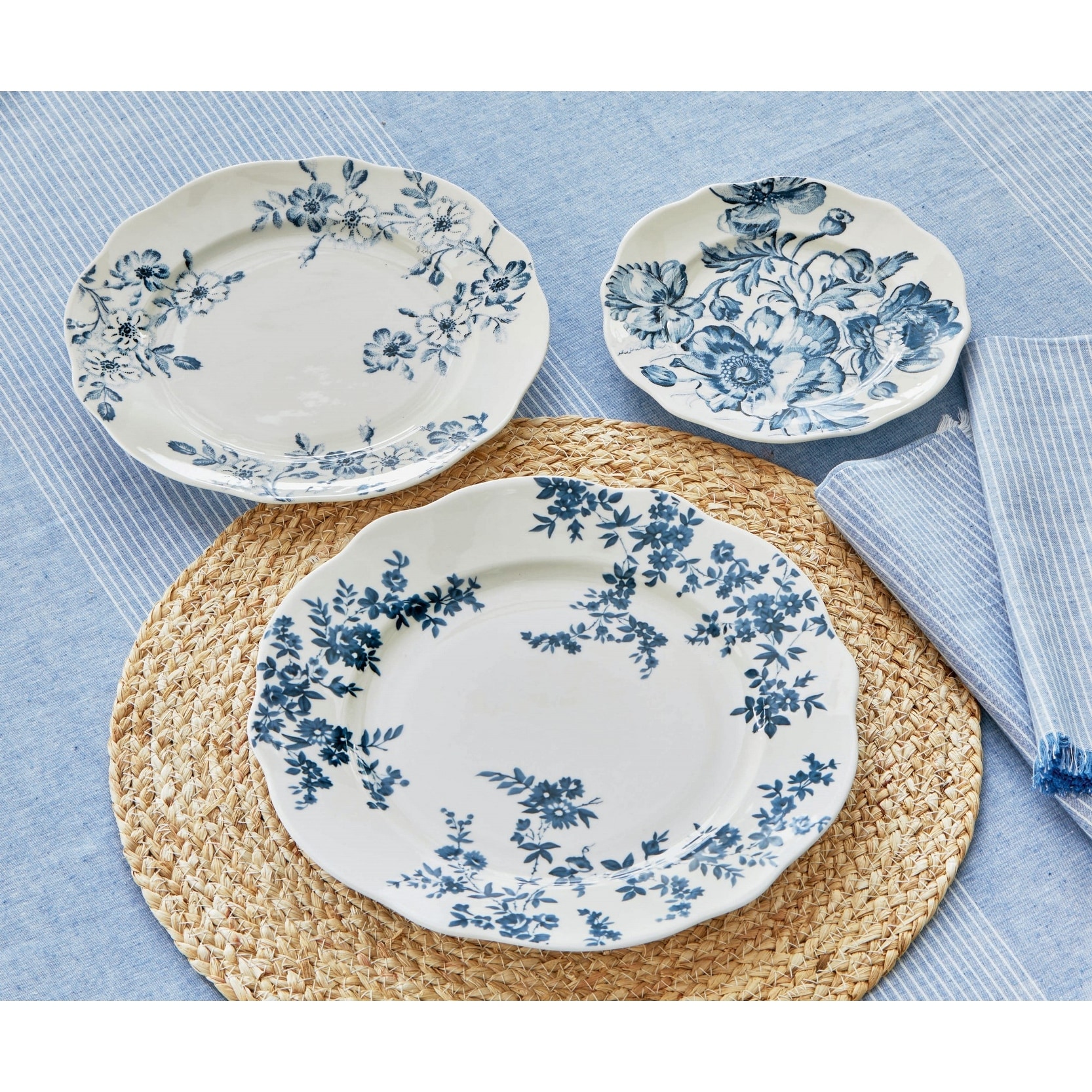 Dinner Plates Cottage Style Dinnerware Cottage Blue Floral