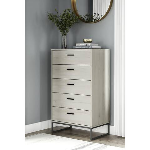 Signature Design by Ashley Socalle Light Natural/Black 5 Drawer Chest