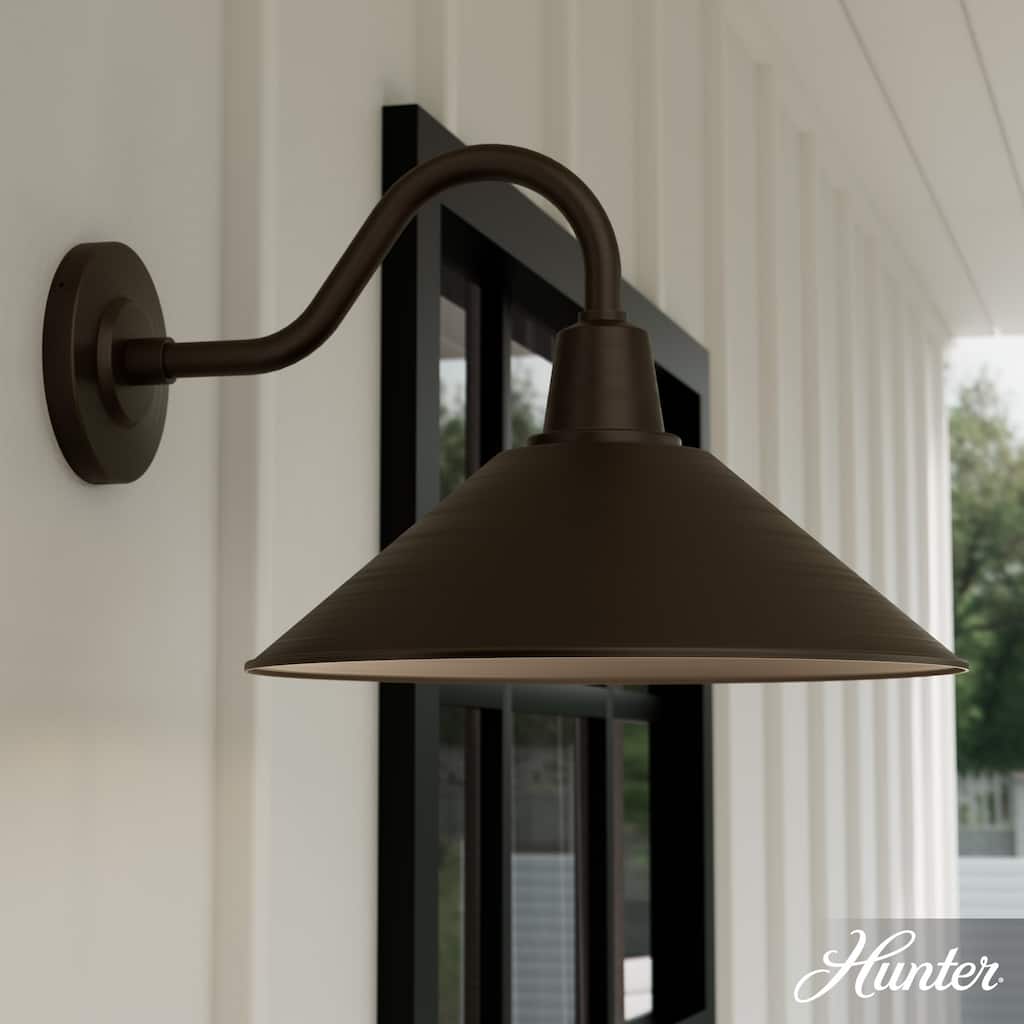 Hunter Skyflow Bronze Outdoor WeatherMax Wall Light - Modern/Contemporary - Front Porch, Patio, Garage