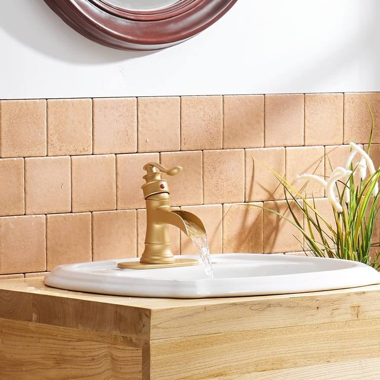 Waterfall Bathroom Faucet With Drain Assembly Single Handle Bathroon Sink Faucets One Hole Modern Basin Taps With Deck Plate
