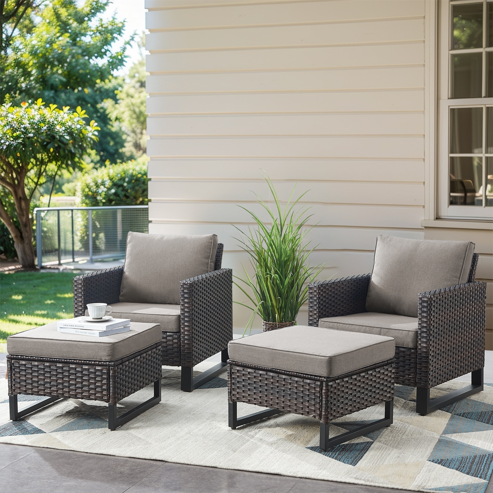 Outdoor patio chair with ottoman top