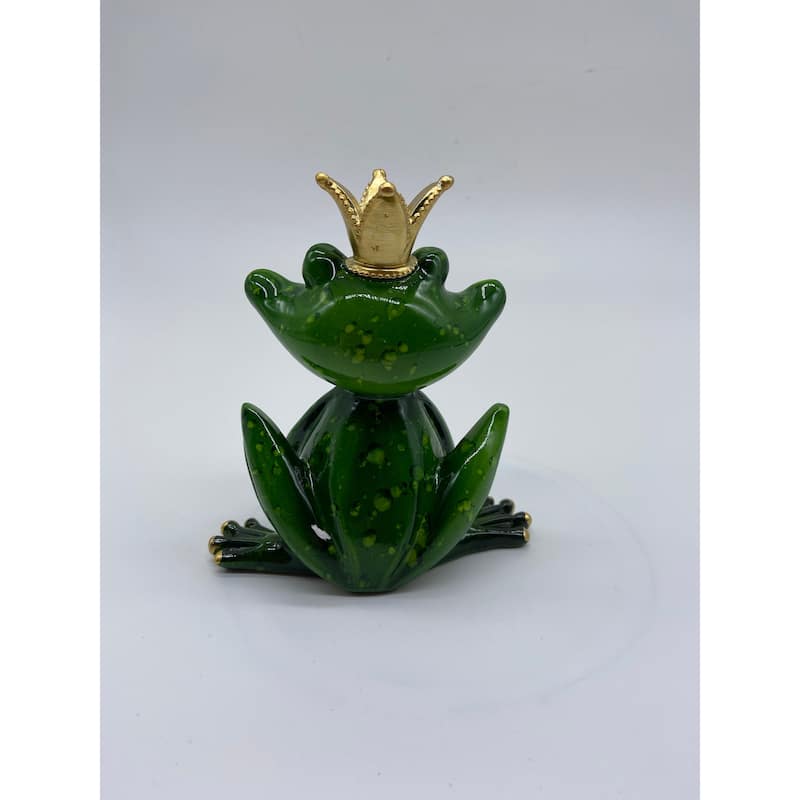 Broad Smile Frog with Crown