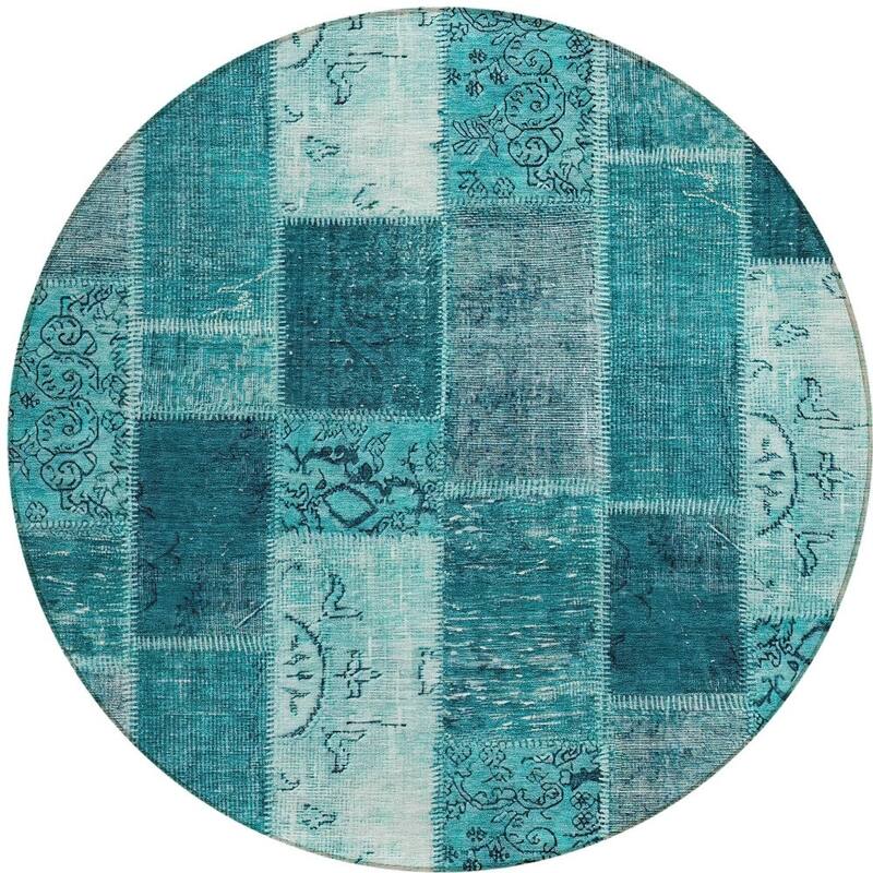 HomeRoots Patchwork Traditional Rectangle Outdoor Rug