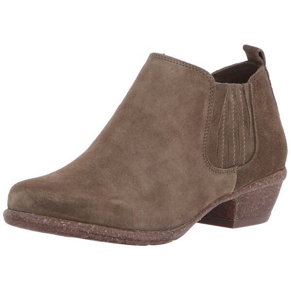 clarks women's wilrose jade ankle bootie